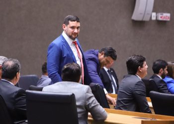 Deputado propõe desconto de 50% na taxa de acesso a Fernando de Noronha para todos os pernambucanos