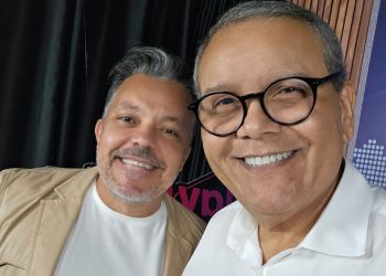 Ciro Bezerra fala sobre o universo da comunicação na Play Hits TV