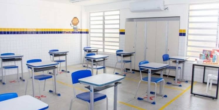 Recife cancela aulas municipais devido a fortes chuvas