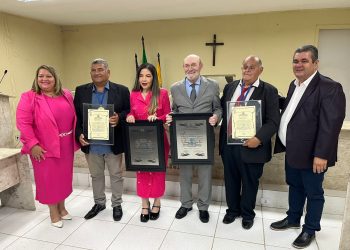 Sessão Solene de homenagens na Câmara de Jaboatão