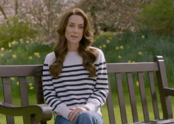 Família real pede que imprensa britânica não divulgue fotos e vídeos de Kate Middleton após revelação