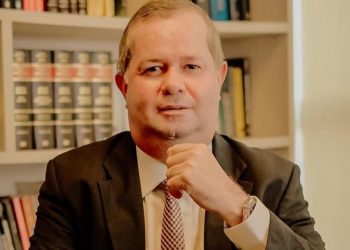 Dr. Emilio Duarte explica sobre a possibilidade do afastamento cautelar da função pública no curso da instrução criminal