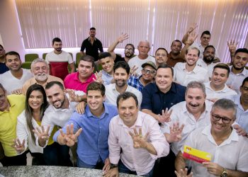 Matuto participa de filiação ao PSB em evento com João Campos e Eriberto Medeiros