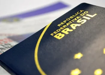 Polícia Federal suspende serviço online de emissão de passaporte