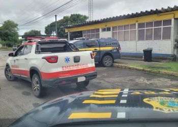Caminhonete que operava como ambulância é apreendida no Recife com documentos vencidos
