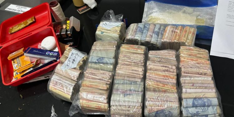 Megaoperação da PF cumpre mandados de busca e prisão contra suspeitos de tráfico de drogas e armas