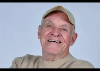 Narrador esportivo Silvio Luiz morre aos 89 anos