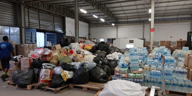 Em apenas dois dias, Governo de Pernambuco arrecada mais de 34 toneladas de doações para o Rio Grande do Sul