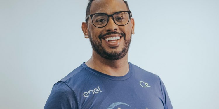 Romel Showman é confirmado como narrador do Night Run Recife