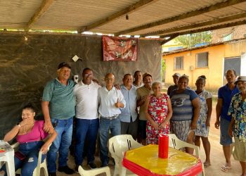 ELEIÇÕES 2024 : Em Garapu , Luciano da Oficina escuta a população clamando por melhorias