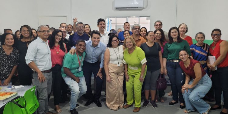 Nadegi amplia vagas para Educação Infantil em Camaragibe