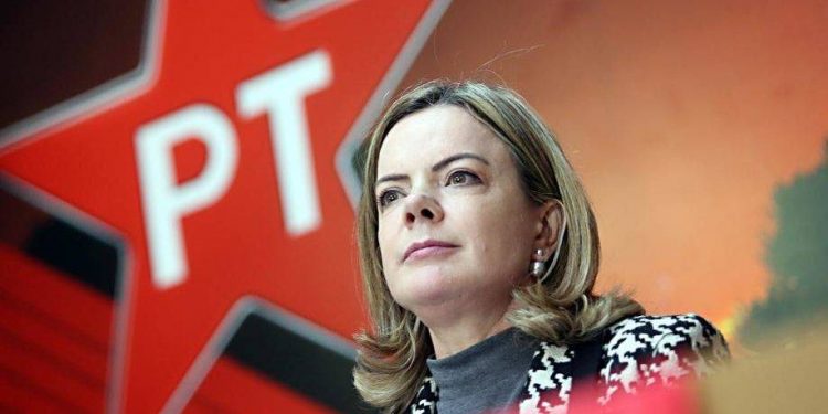 Presidente Nacional do PT, Gleisi Hoffmann, irá receber o título de cidadã do Recife