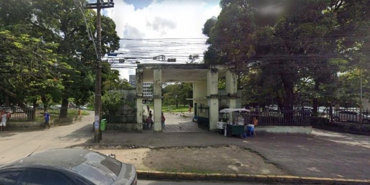 Recém-nascida é atingida por bala perdida dentro de hospital no Recife