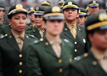 Governo irá liberar alistamento de mulheres nas Forças Armadas