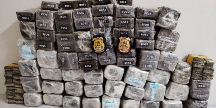 Três homens são presos com 52kg de haxixe durante operação policial em Boa Viagem