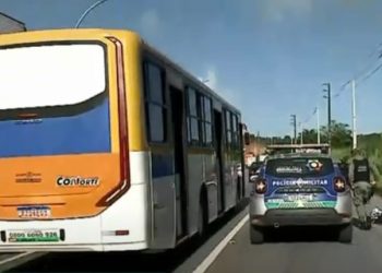 Jovem é encontrado morto no acostamento da BR-101