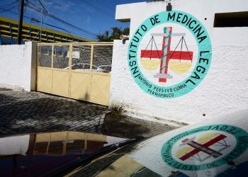 Homem morre após levar descarga elétrica em condomínio de Boa Viagem