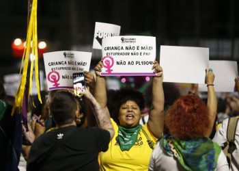 Com PL do aborto, instituições temem mais casos de gravidez em meninas