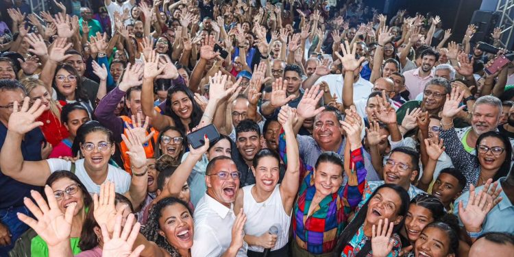 Em Igarassu, Raquel Lyra  e Elcione Ramos assinam OS para contenção de encostas e licitação para pavimentação de ruas