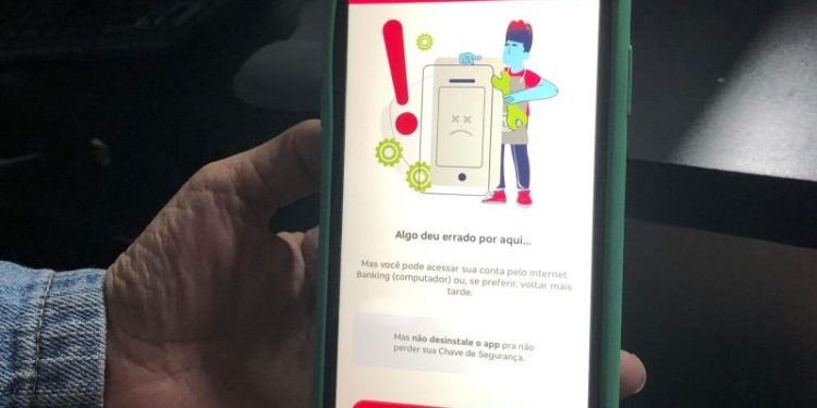 Bancos têm instabilidade após apagão cibernético