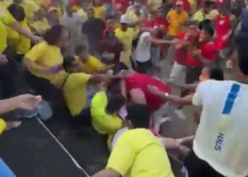 Encontro de grupos políticos “rivais” acaba em pancadaria em via pública em Rio Formoso