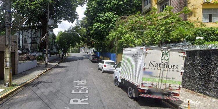 Obras de drenagem mudam trânsito na Zona Norte do Recife