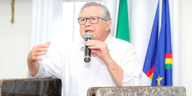 Prefeito de Sertânia deixa UTI após tentativa de homicídio