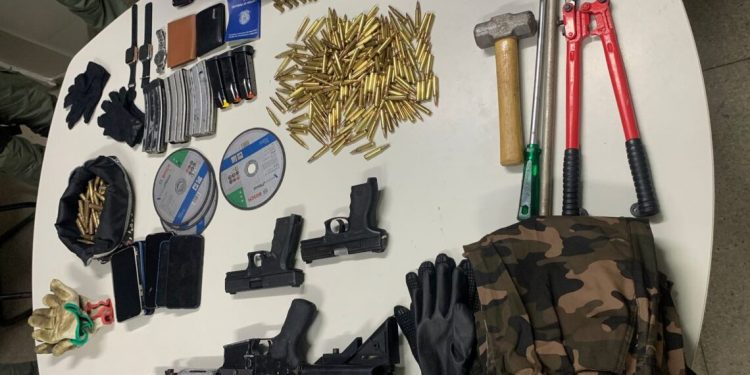 PM apreende quadrilha interestadual de assaltos bancos