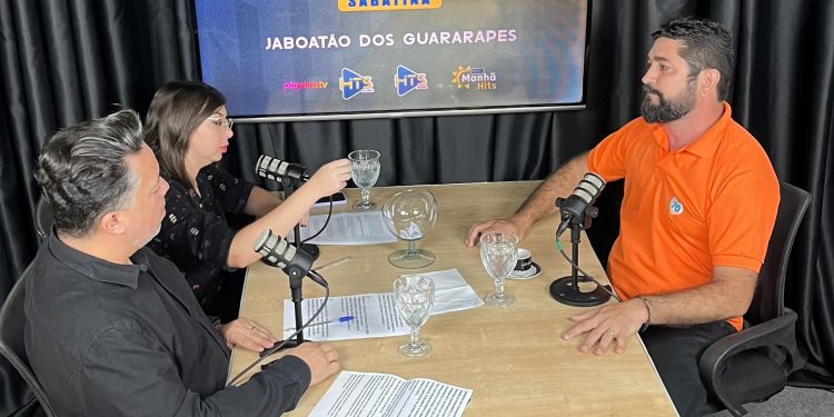 Daniel Alves inicia série de sabatinas com propostas para Jaboatão em entrevista na Hits FM
