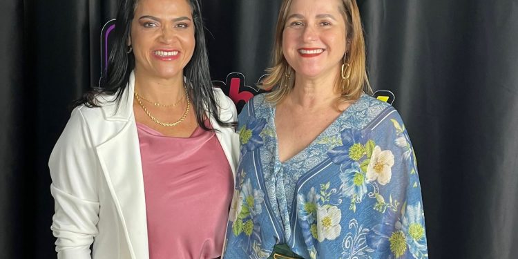 Na Play Hits TV , Consultório Cast aborda a corrida pelo corpo perfeito para o verão