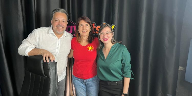 Simone Fontana candidata à prefeitura do Recife apresenta suas propostas na Hits Fm