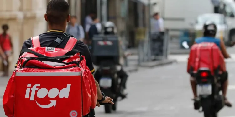 STF reconhece vínculo de entregador de aplicativo com empresa