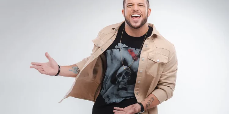 Humorista Flávio Andradde faz show em setembro no Teatro RioMar Recife