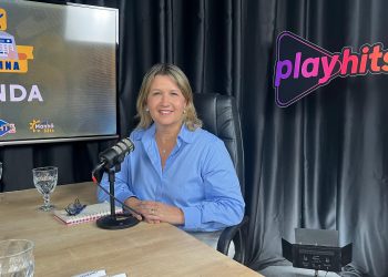 Izabel Urquiza discute propostas para Olinda em sabatina na Hits FM