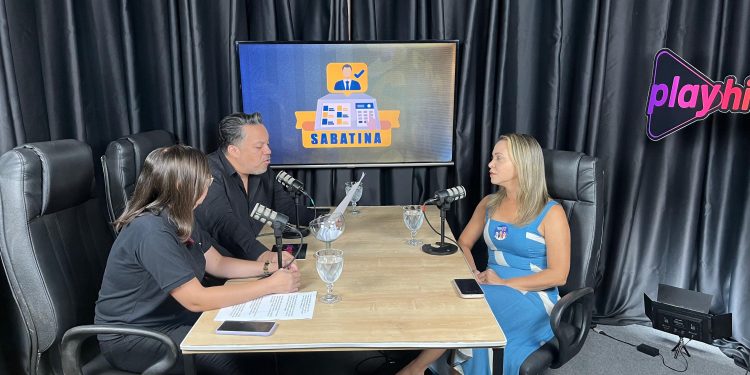 Prefeita de Sirinhaém, Camila Machado participa de sabatina na rádio Hits