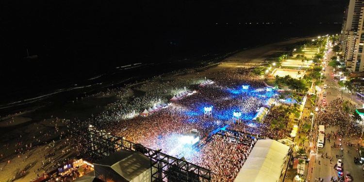 Recife anuncia Réveillon 2025 com quatro dias de shows