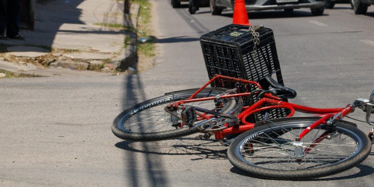 Ciclista morre após ser atropelado por ônibus em Afogados