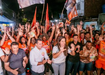 Mirella retoma agendas de rua com foco na vitória nas eleições de 2024 em Olinda