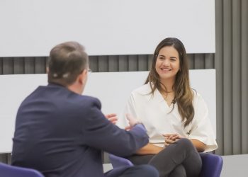 Mirella destaca empreendedorismo local e apresenta propostas para fortalecer a economia de Olinda