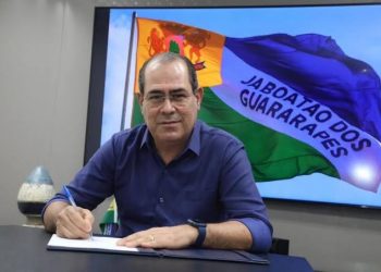 Mano Medeiros, do PL, é reeleito prefeito de Jaboatão dos Guararapes no 1º turno