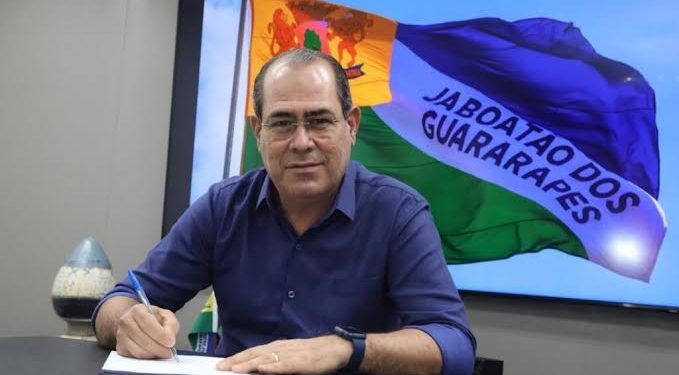 Mano Medeiros, do PL, é reeleito prefeito de Jaboatão dos Guararapes no 1º turno