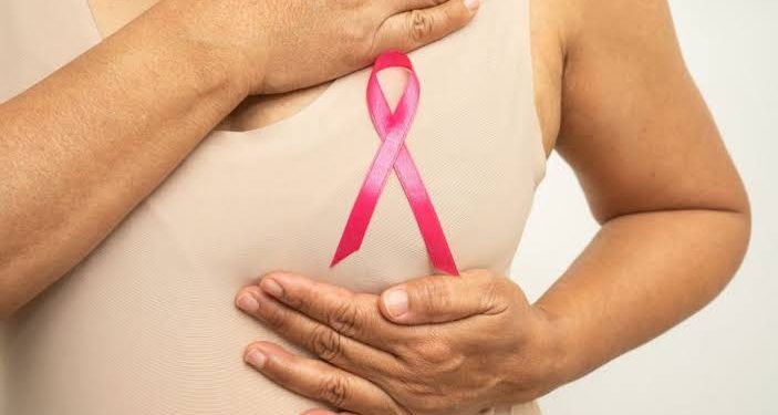 Mulheres de baixa renda terão exames gratuitos de câncer de mama