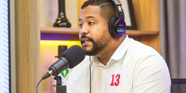 Vinicius Castello garante 1,2 mil vagas para crianças e dez novas creches em Olinda