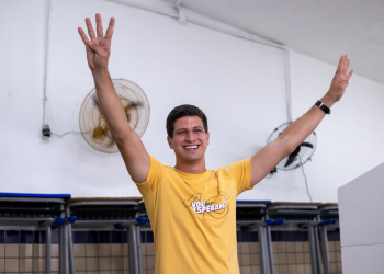 Com mais de 725 mil votos, João Campos é reeleito prefeito do Recife