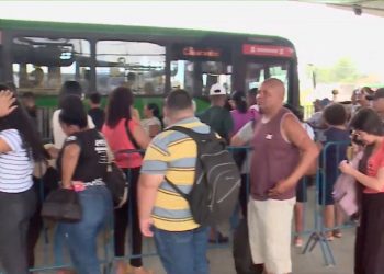 São Lourenço da Mata e Camaragibe amanhecem sem ônibus