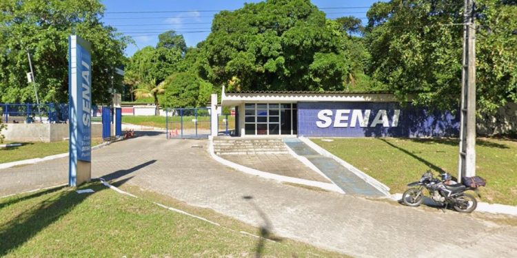 Senai abre 100 vagas para curso técnico gratuito na área de logística