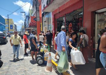 Comércio do Recife de olho na virada do ano para incrementar vendas