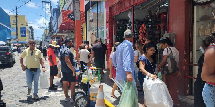 Comércio do Recife de olho na virada do ano para incrementar vendas