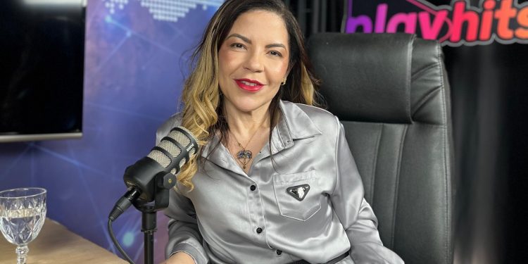 Dra. Karina Correa, referência em Harmonização Orofacial, participa do programa Mercado Bussines na Playhits TV