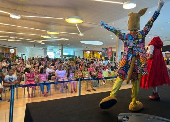 O Encanto de Dorothy e o Espantalho no Natal do Camará Shopping